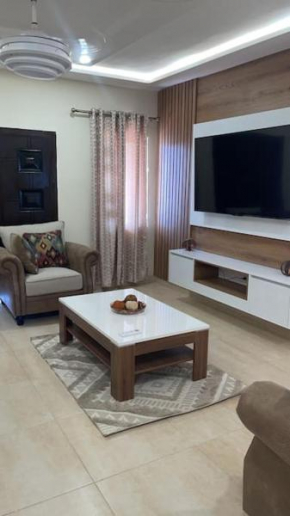 Luxury 3-bedroom apartment